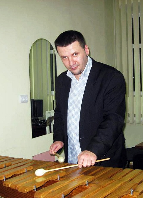 Ім'я Викладача 3